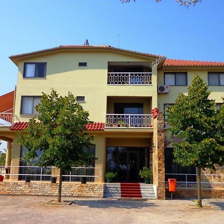 Hotel Viktoria Tiranë Luaran gambar